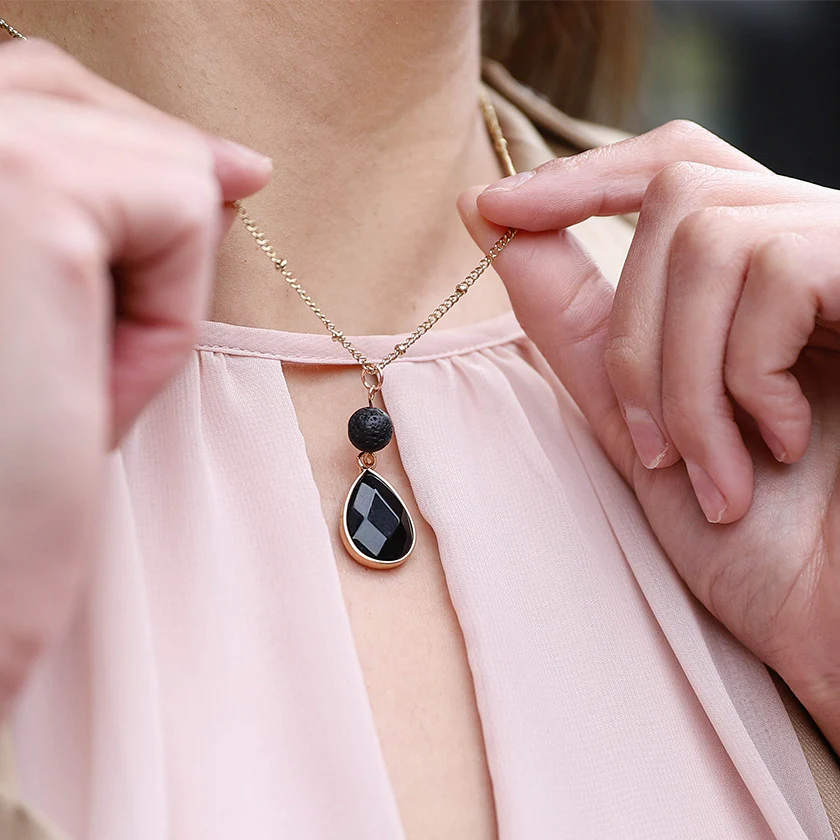 Balance Diffuser Necklace - Image 4