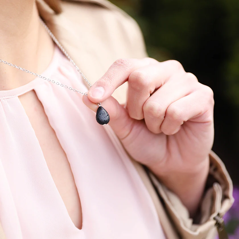 Hope Diffuser Necklace - Image 6