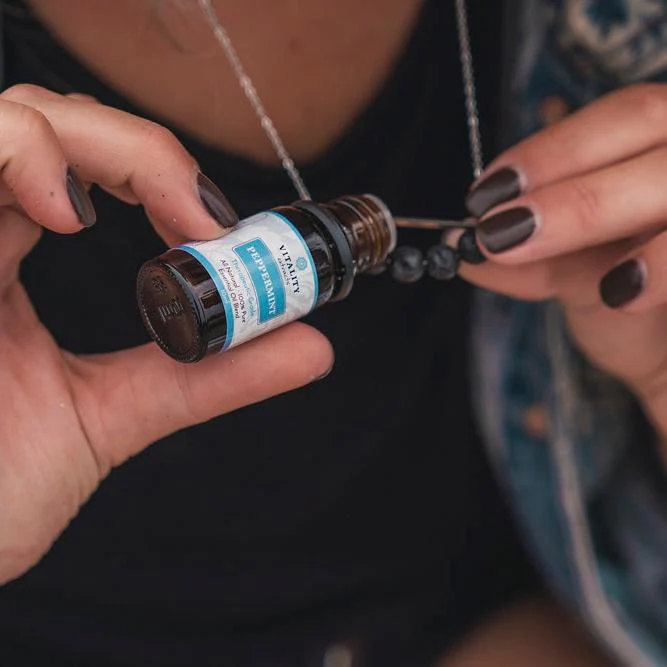 Intuitive Diffuser Necklace - Image 6