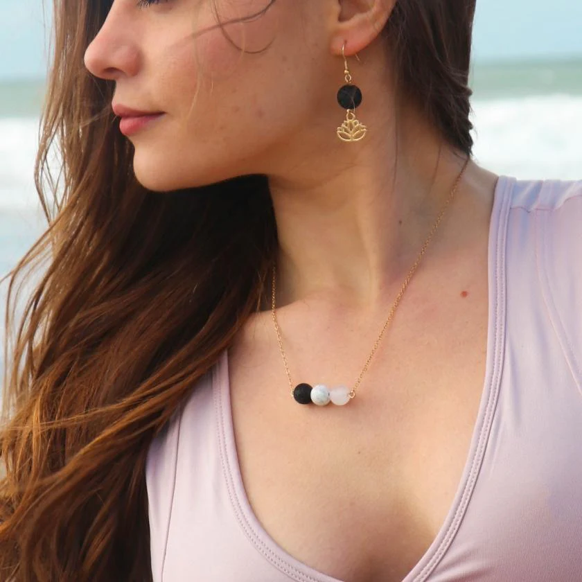 Loving Diffuser Necklace - Image 4