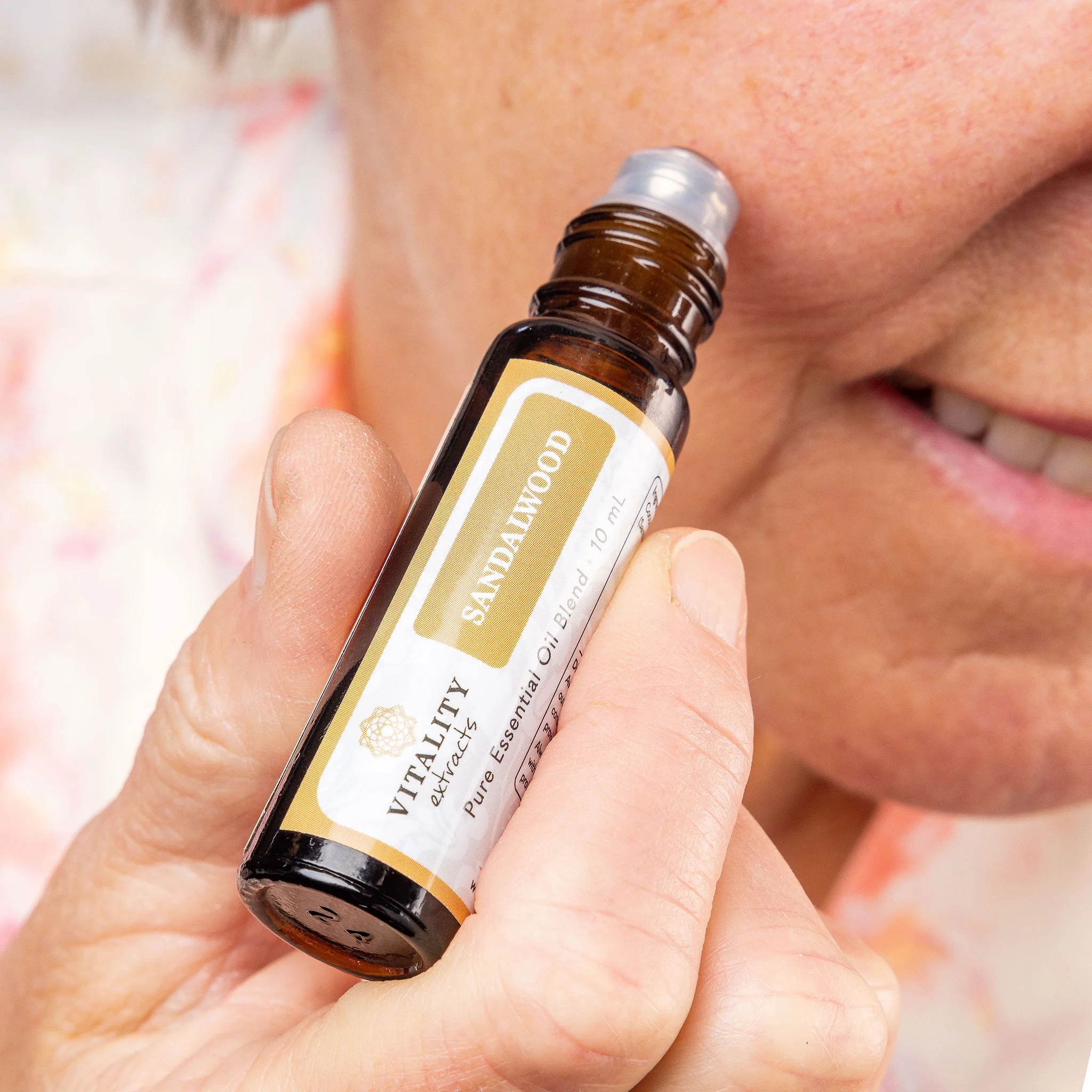Sandalwood Roll-On - Image 4